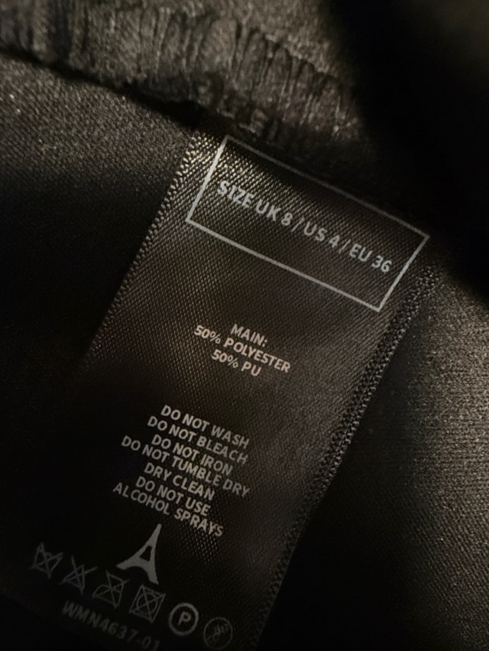 Maniere De Voir Black Faux Leather Pants with Branded Tag - Picture 8 of 10